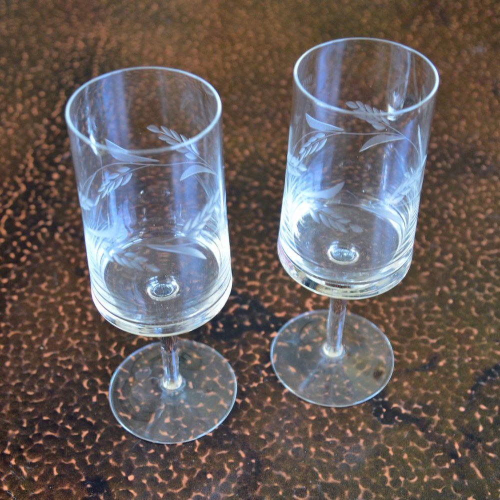 Vintage Etched Flat Bottomed Stemmed Wine Glass ~ set of 2
